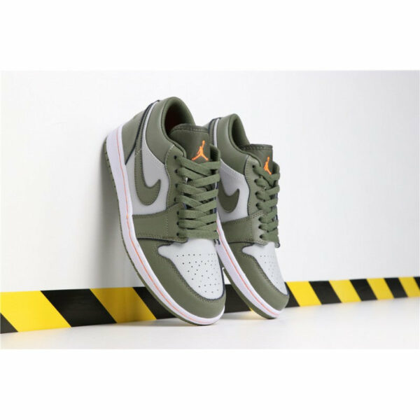 Jordan 1 Military Green Pers.