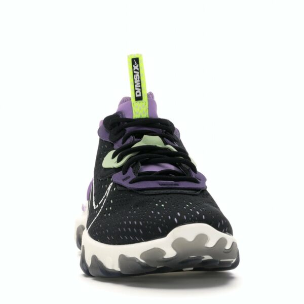 Nike React Element 87 Gravity Purple pers.