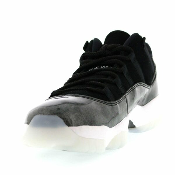 Jordan 11 Retro Barons pers