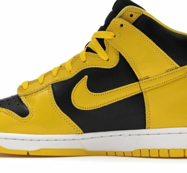 Nike Dunk High Varsity Maize