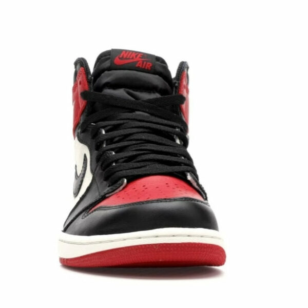 Nike Jordan 1 High Bred Toe*